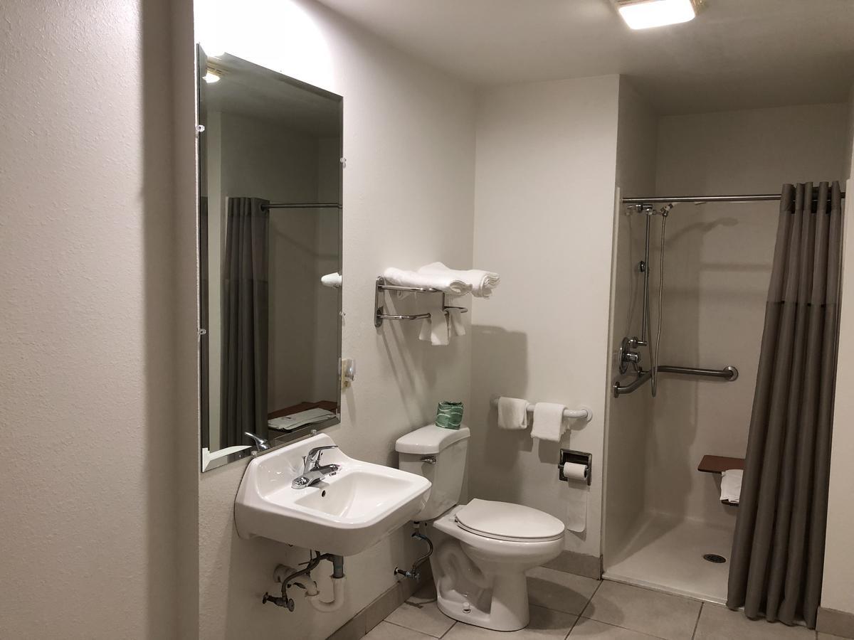 Motel 6-Urbana, Il Σαμπέιν Εξωτερικό φωτογραφία
